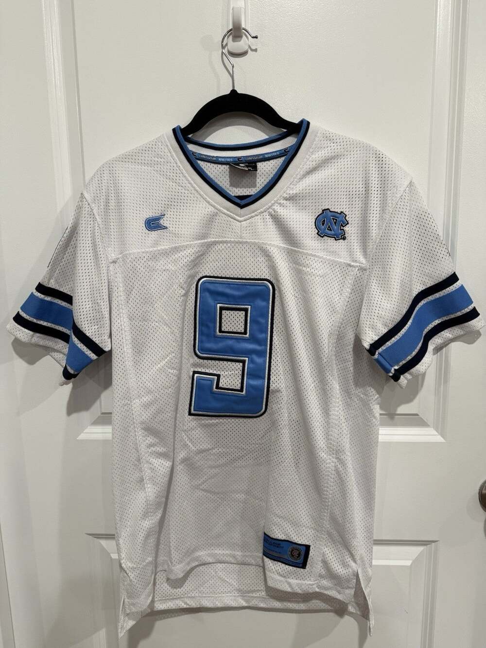 North Carolina UNC TarHeels #9 College Equipment Sz L (16/18) Football Jersey